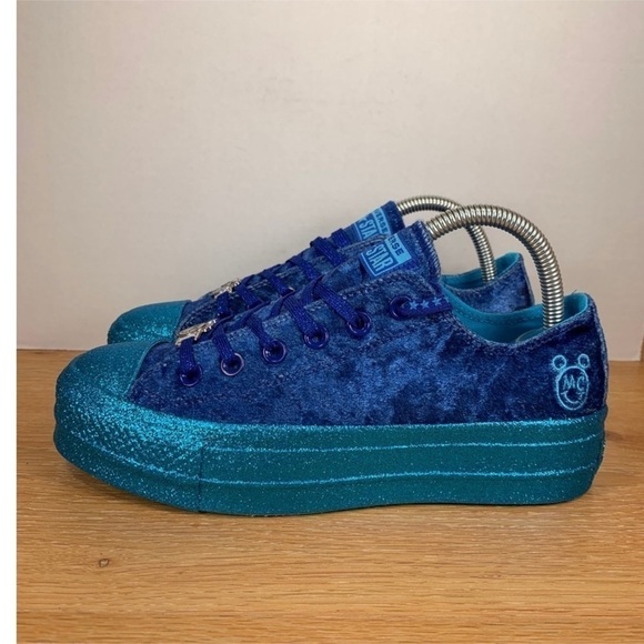 Converse CTAS Platform Miley Cyrus Low Top Velvet Glitter Shoe Size 6.5 Women - Picture 2 of 8